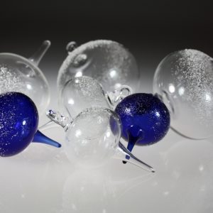 Lake Superior Art Glass | Hand Blown Snow Ornaments $24.00- $34.00 (made in Duluth) The gallery at Lake Superior Art Glass features glass artwork of all types made by over 60 artists from the Midwest and beyond. This includes stained, fused, torch-worked, furnace worked and more! Lake Superior Art Glass is also your go-to gallery and studio for custom and commission glass pieces. Between our staff and our artists, we can make most anything you come up with.